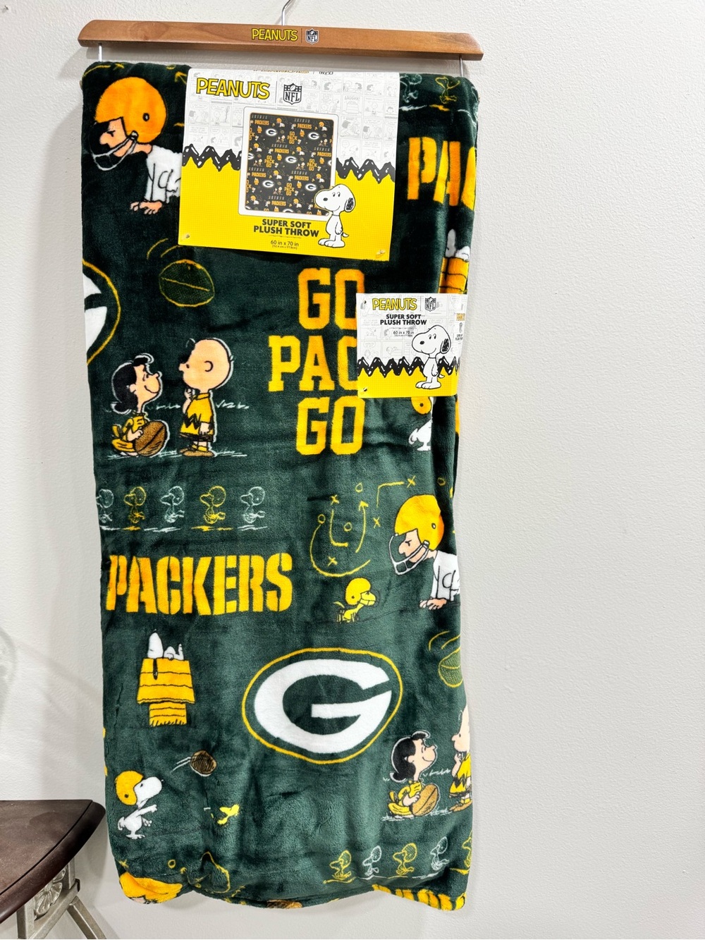 Snoopy Peanuts Green Bay Packers Plush Throw Blanket 60x70in New With Tags